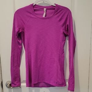 Under Armour Women's Purple/Magenta, Cold Gear, Long Sleeve Top Size SM/P